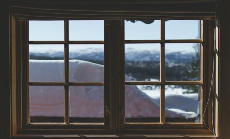 Szybki przewodnik po uszczelnianiu okien i drzwi